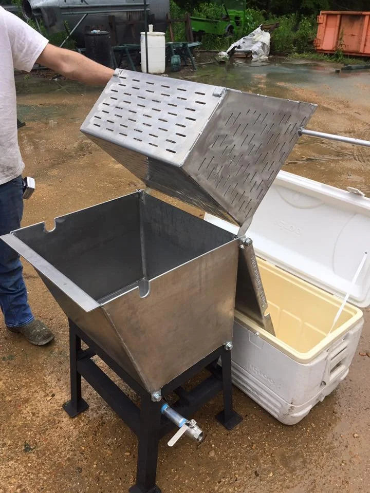 Steel Outdoors 40 LB Crawfish/Peanut Cooker