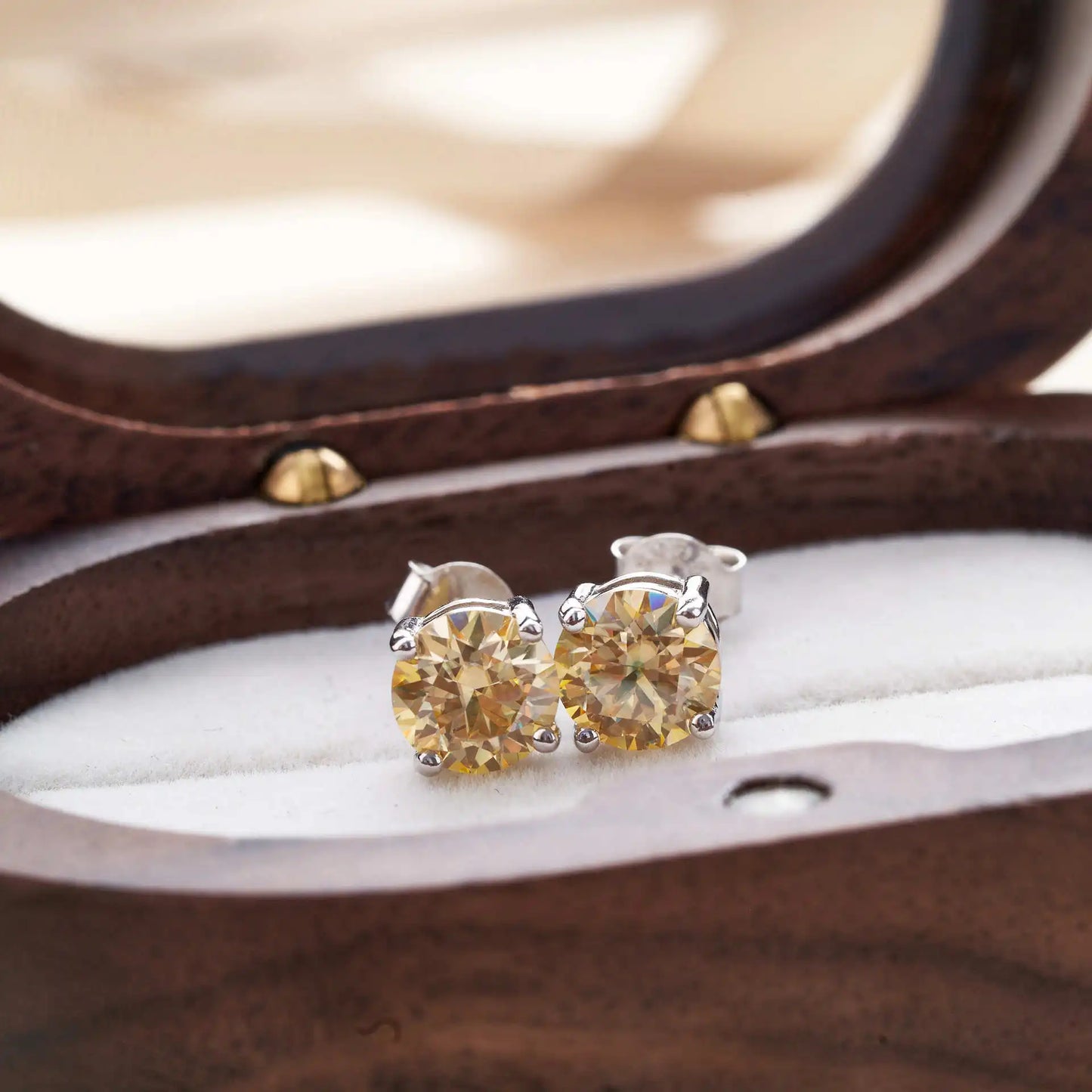 925 Sterling Silver Moissanite Stud Earrings 0.5-1Ct VVS1 Light Yellow