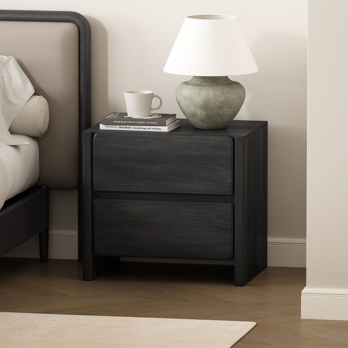 Linda - Nightstand