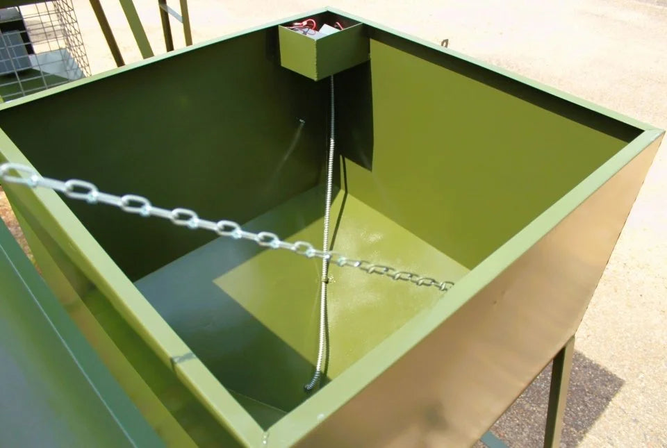 Steel Outdoors 1000 LB Capacity Tank Automatic Spin Feeder