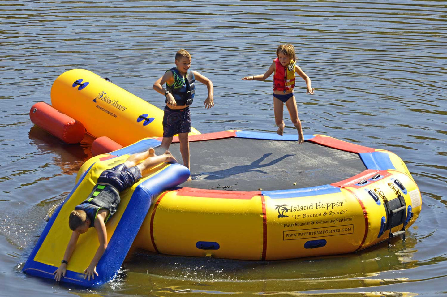 Island Hopper 13′ Bounce N Splash