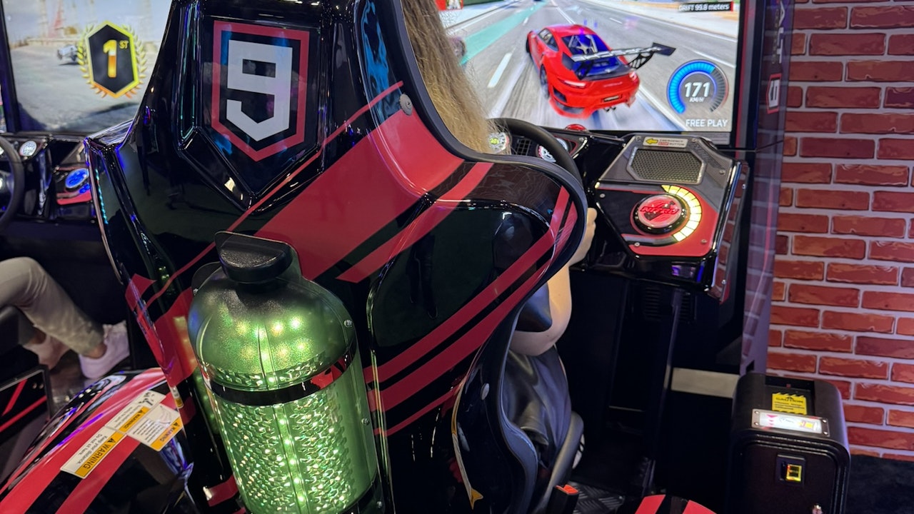 LAI Games Asphalt 9 Legends Arcade DX