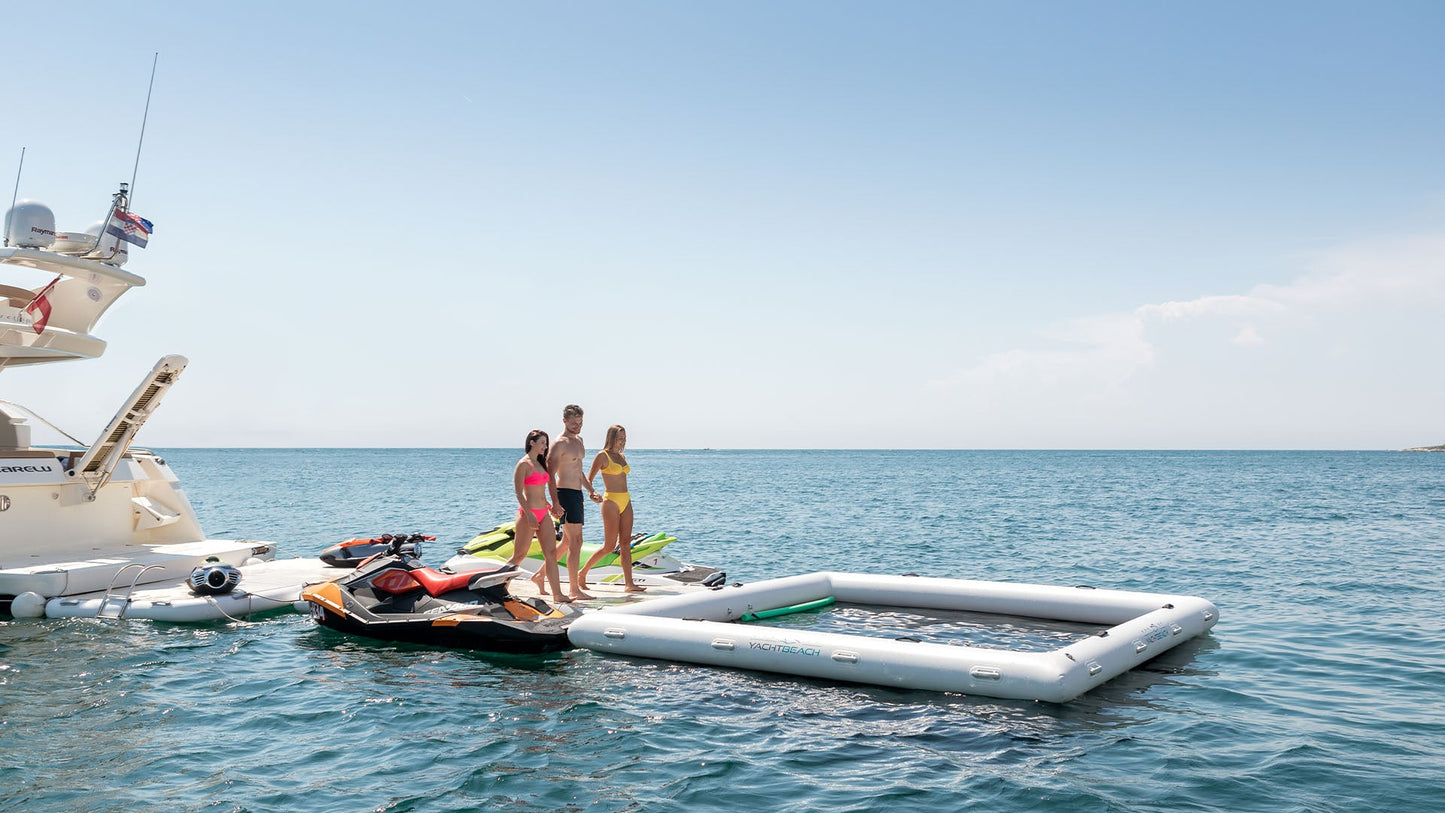 Yachtbeach by Spinera Classic Pool for Yachts [4x4m w. 30cm Tube]