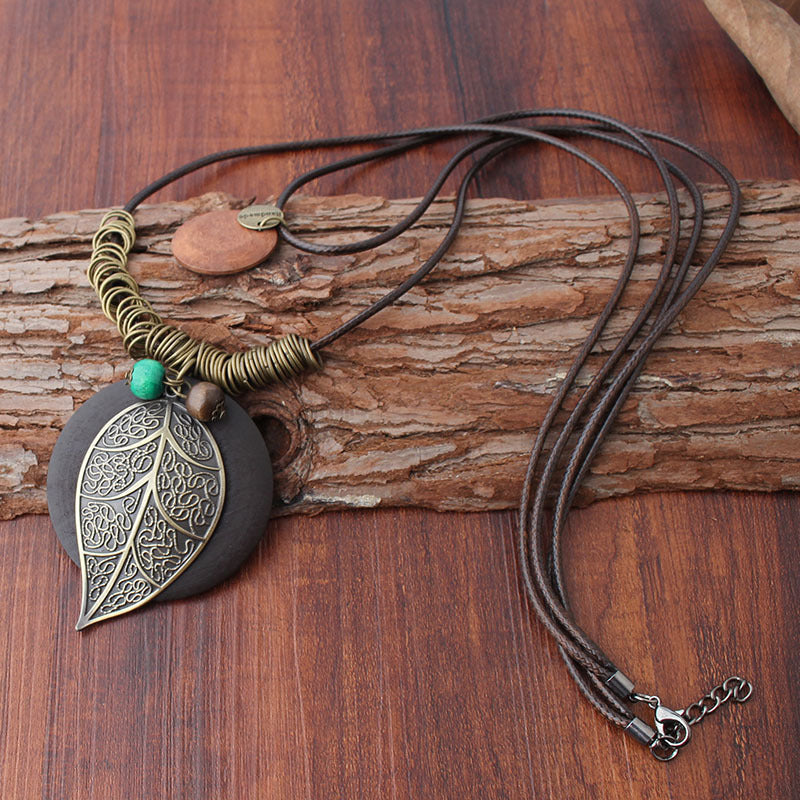 Personalized Pattern Leaf Pendant Long T-Shirt Chain