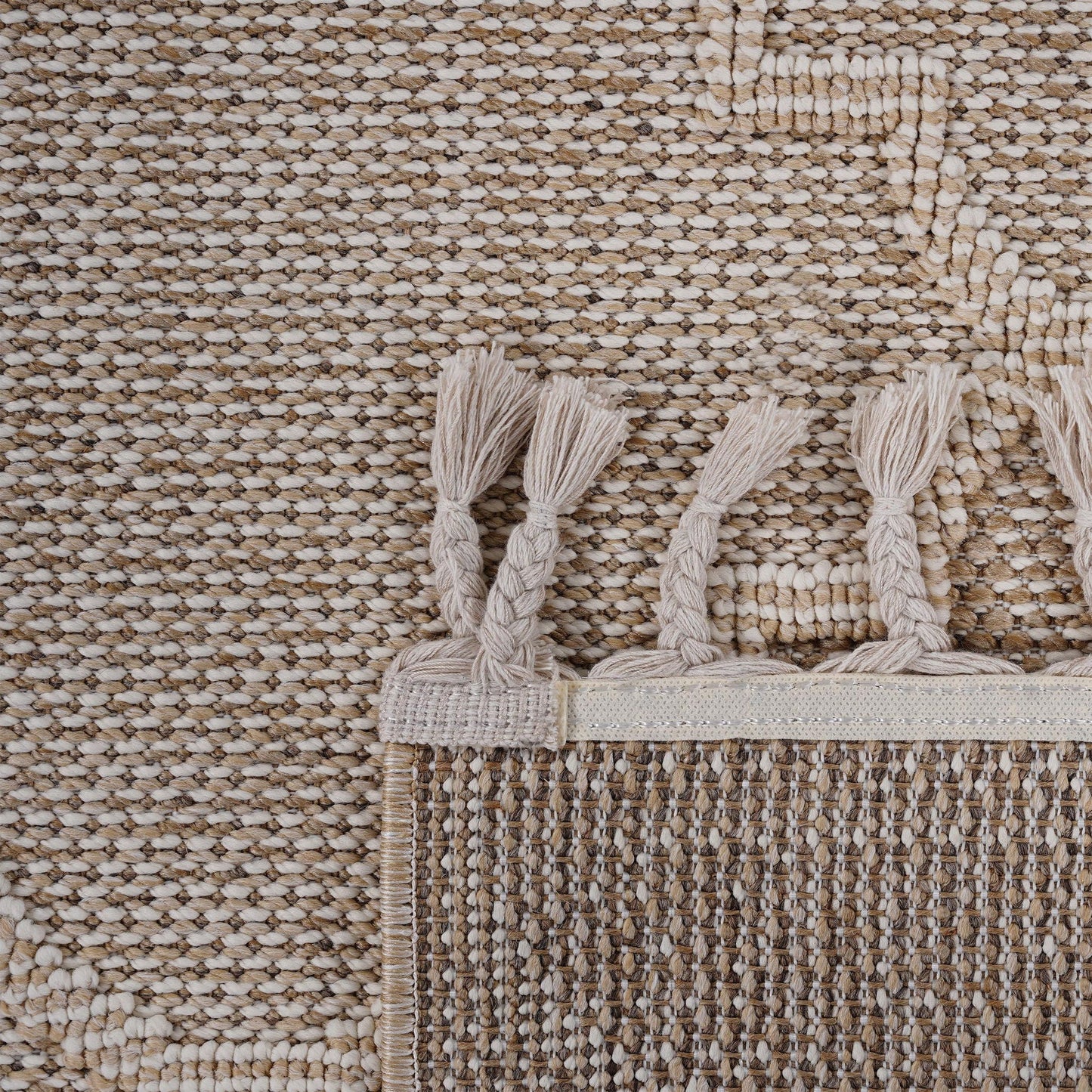 Guros - Indoor / Outdoor Trellis Area Rug