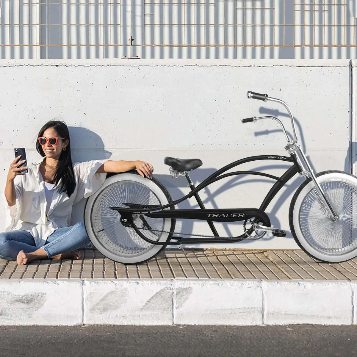 Tracer Beacon Pro 140H Single Speed Stretch Cruiser Bike