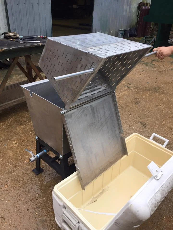 Steel Outdoors 40 LB Crawfish/Peanut Cooker