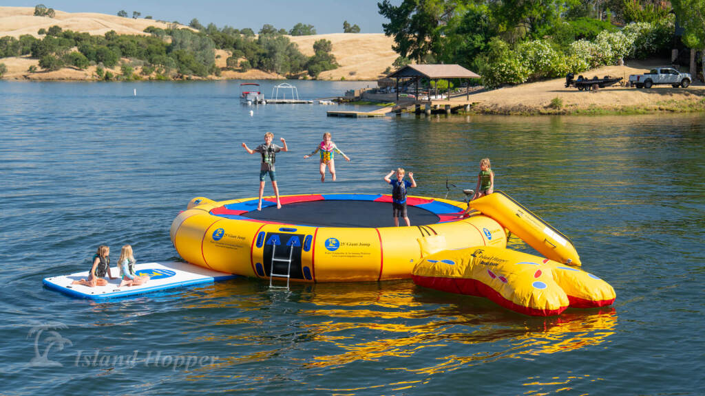 25' Island Hopper "Giant Jump" Premium Water Trampoline