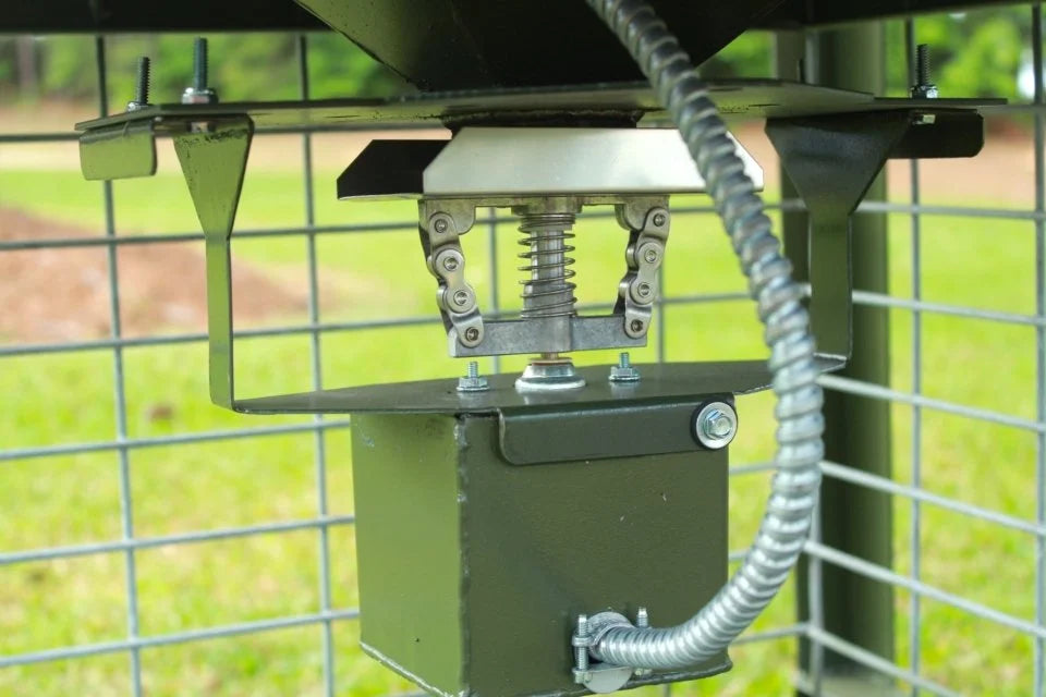 Steel Outdoors 500 LB Capacity Tank Automatic Spin Feeder