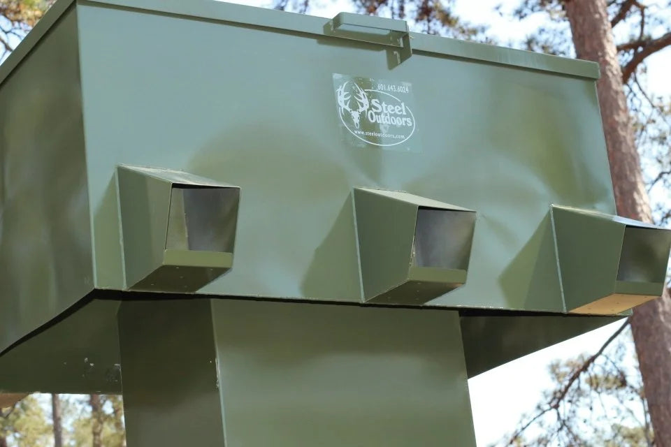 Steel Outdoors 550 LB 6-Chute Gravity Feeder