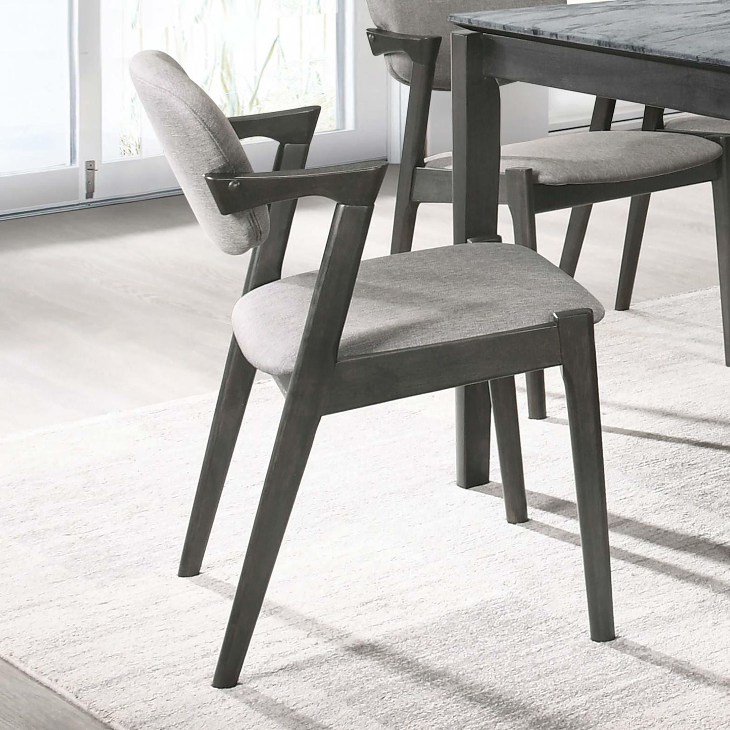 Modern Dining Chair And Zigzag Arm Design (Set of 2)
