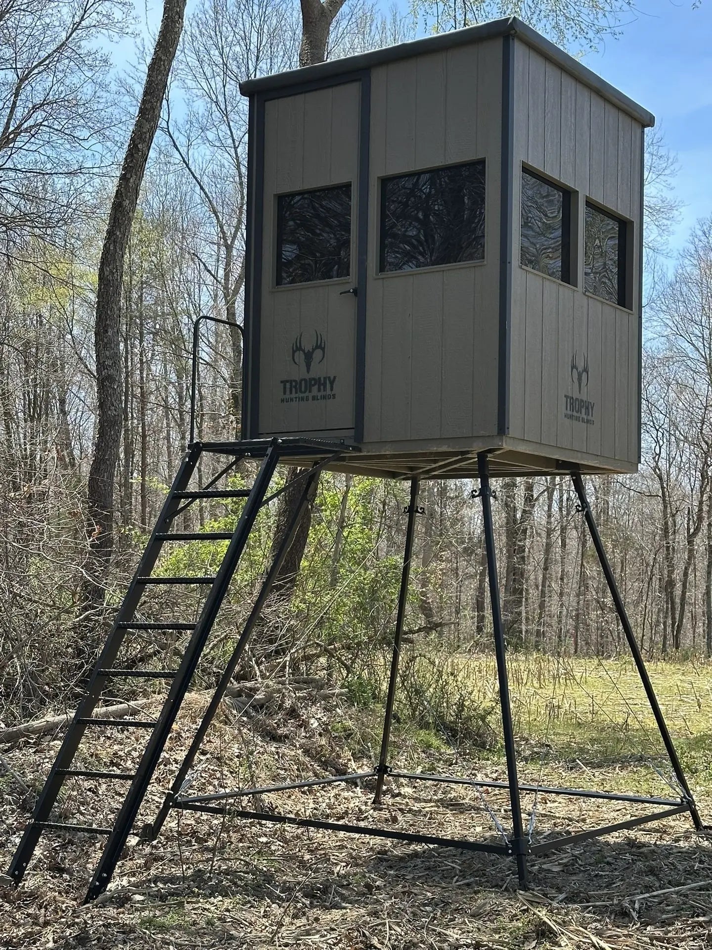 Trophy Hunting Blinds 6'x6' Outfitter Series Blind