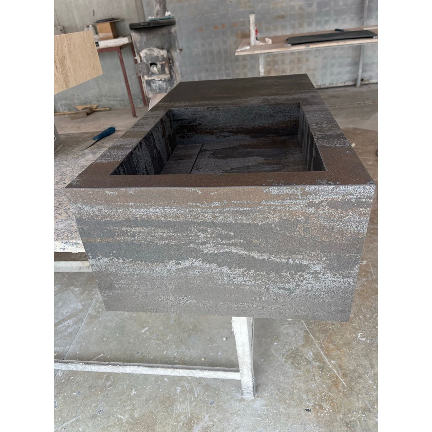 HANDCRAFTED DEKTON TRILLIUM ENGINEERED PORCELAIN SINK (ES-065)