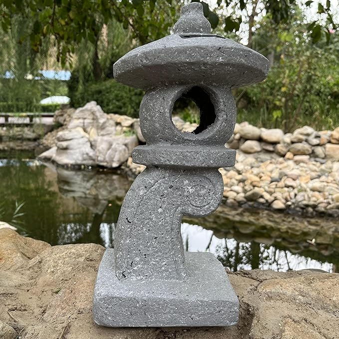 14’’ High Asian Solar-Powered Zen Pagoda Garden Statue LED Light Solar Lamp for Outdoor Japanese Decoration Aesthetic Garden Figurines