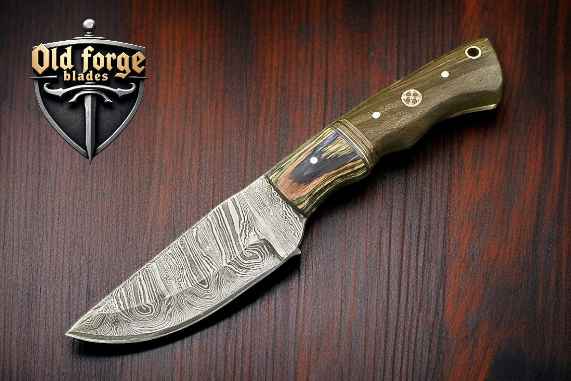 Best Damascus Hunting Knives – Handmade Skinning Knife with Leather Sheath