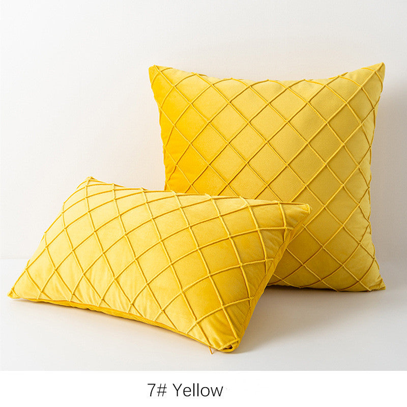 Diamond plaid velvet pillowcase