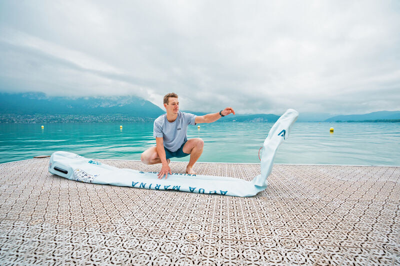 Aqua Marina Airo Lightweight Paddleboard - SUP with Paddle and PicoPack™ Backpack