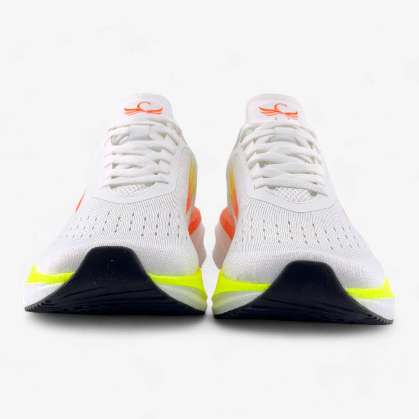 APUS White Women Long-Distance Trainer