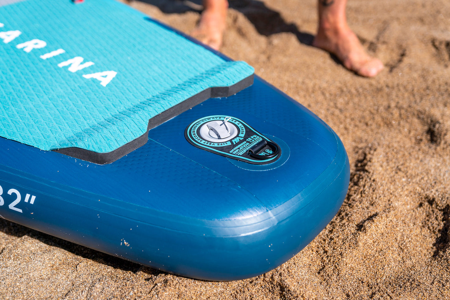 Aqua Marina Beast Advanced All-Around Paddleboard 10'6" with Carbon/Fiberglass Hybrid Paddle