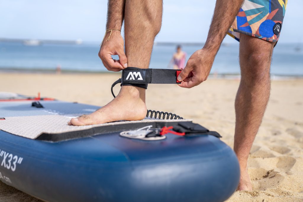 Aqua Marina Magma Advanced All-Around Paddleboard 11'2" with Carbon/Fiberglass Hybrid Paddle