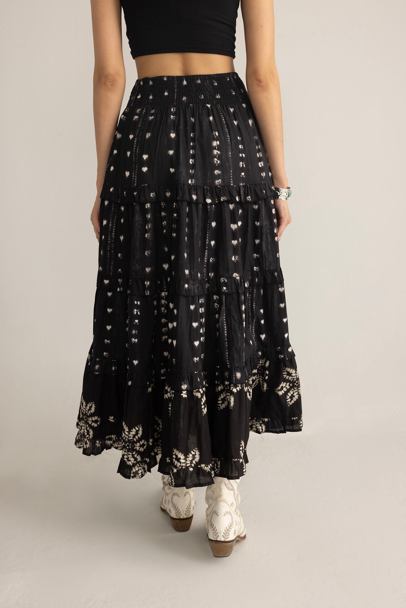 Clover Noir Skirt / Black Clover Elegance Skirt / Noir Chic Clover Skirt / Dark Bloom Midi Skirt / Elegant Black Floral Skirt / Clover Pattern A-Line Skirt / Midnight Clover Skirt / Classic Noir Print Skirt / Romantic Black Floral Skirt / Soft Draped Clover Skirt / Modern Noir Midi Skirt / Timeless Black Bloom Skirt / Luxe Clover Design Skirt / Flowing Noir Floral Skirt / Urban Black Elegance Skirt / Minimal Clover Skirt / Chic Dark Floral Skirt / Designer Noir Clover Skirt / Elegant Evening Skirt / Black G