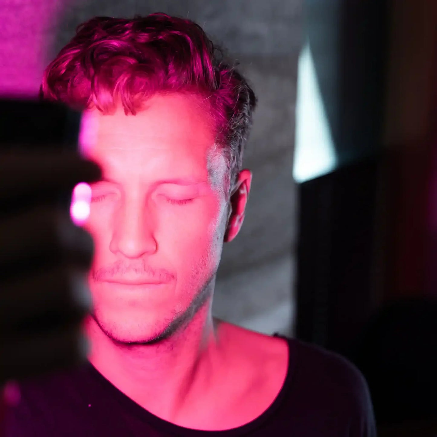Chroma Radiance Red Light Device