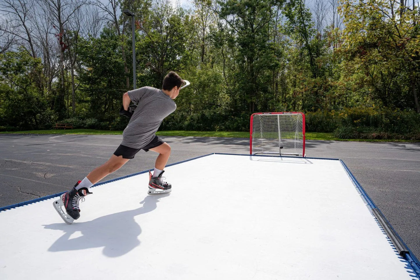 Skate Anytime All-Star 20′ x 30′ Synthetic Ice Rink for Hockey