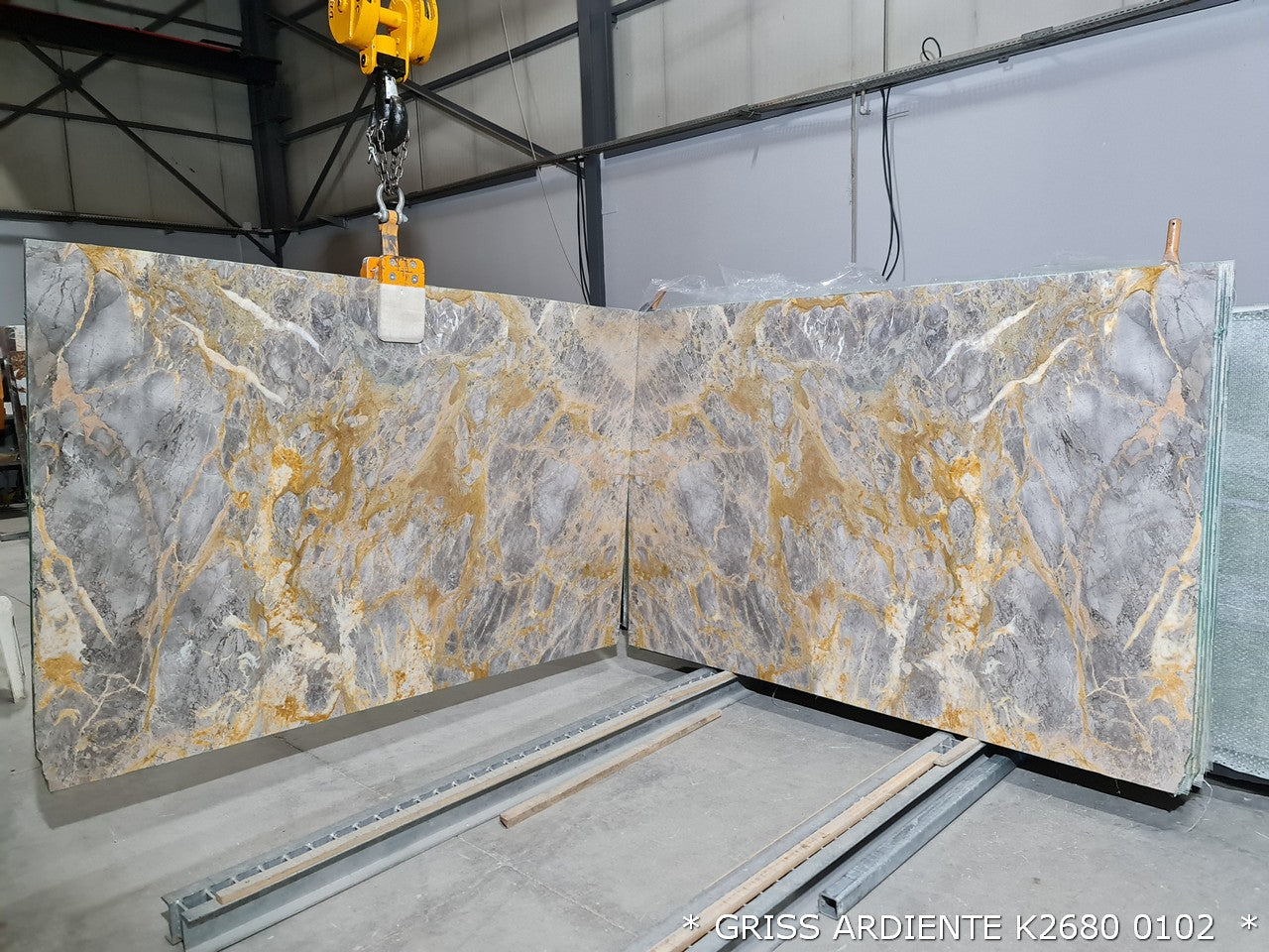 Gris Ardiente Gray Bookmatching Marble Slabs Polished - Full Truckload