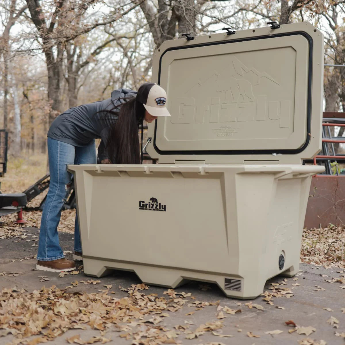 Grizzly 450 Quart Cooler