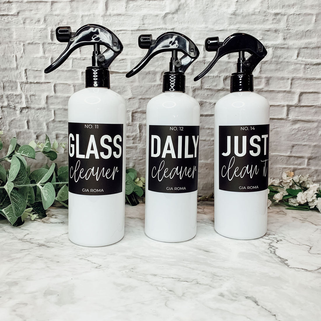 16oz Plastic Spray Bottles With White Or Black Waterproof Labels