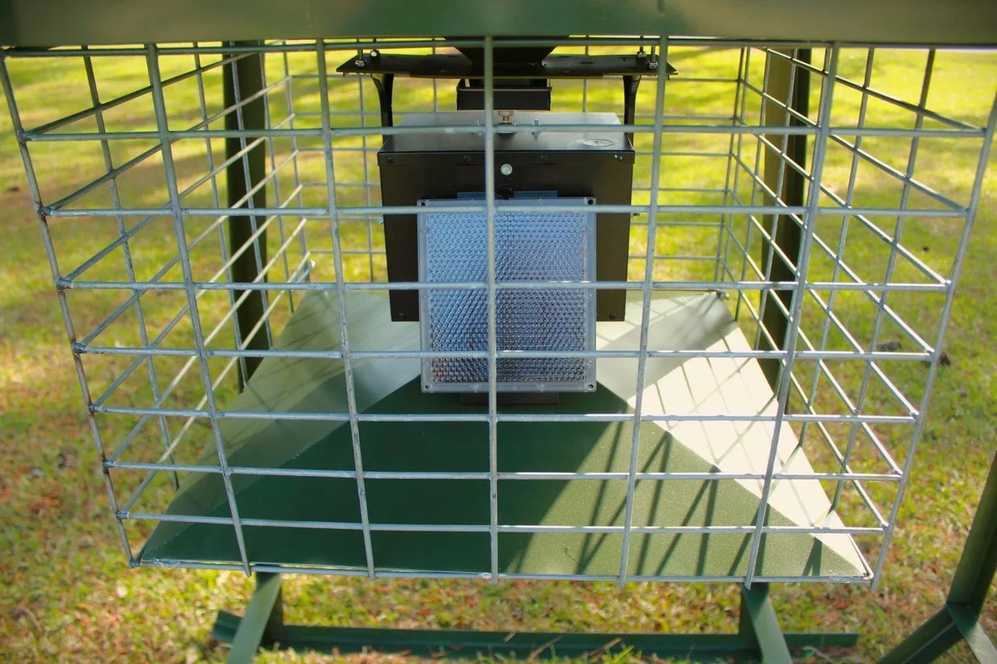 Steel Outdoors 500 lb Capacity Tall Automatic Spin Feeder