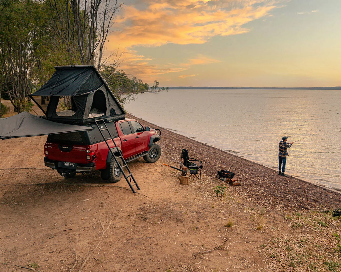 Ironman 4x4 Orion 1400 Vehicle Rooftop Tent
