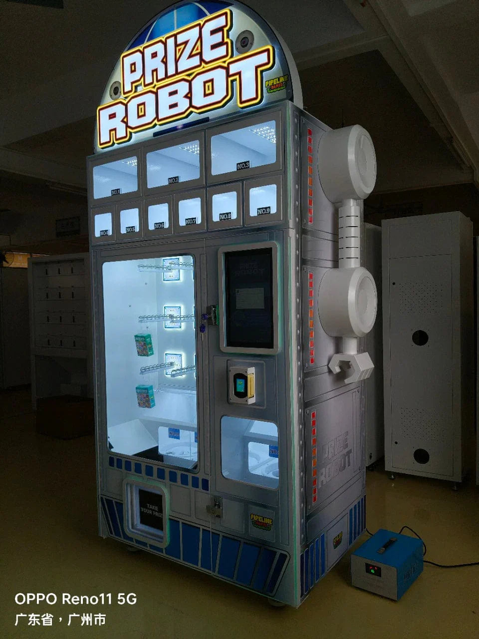Pipeline Games Prize Robot Arcade Game