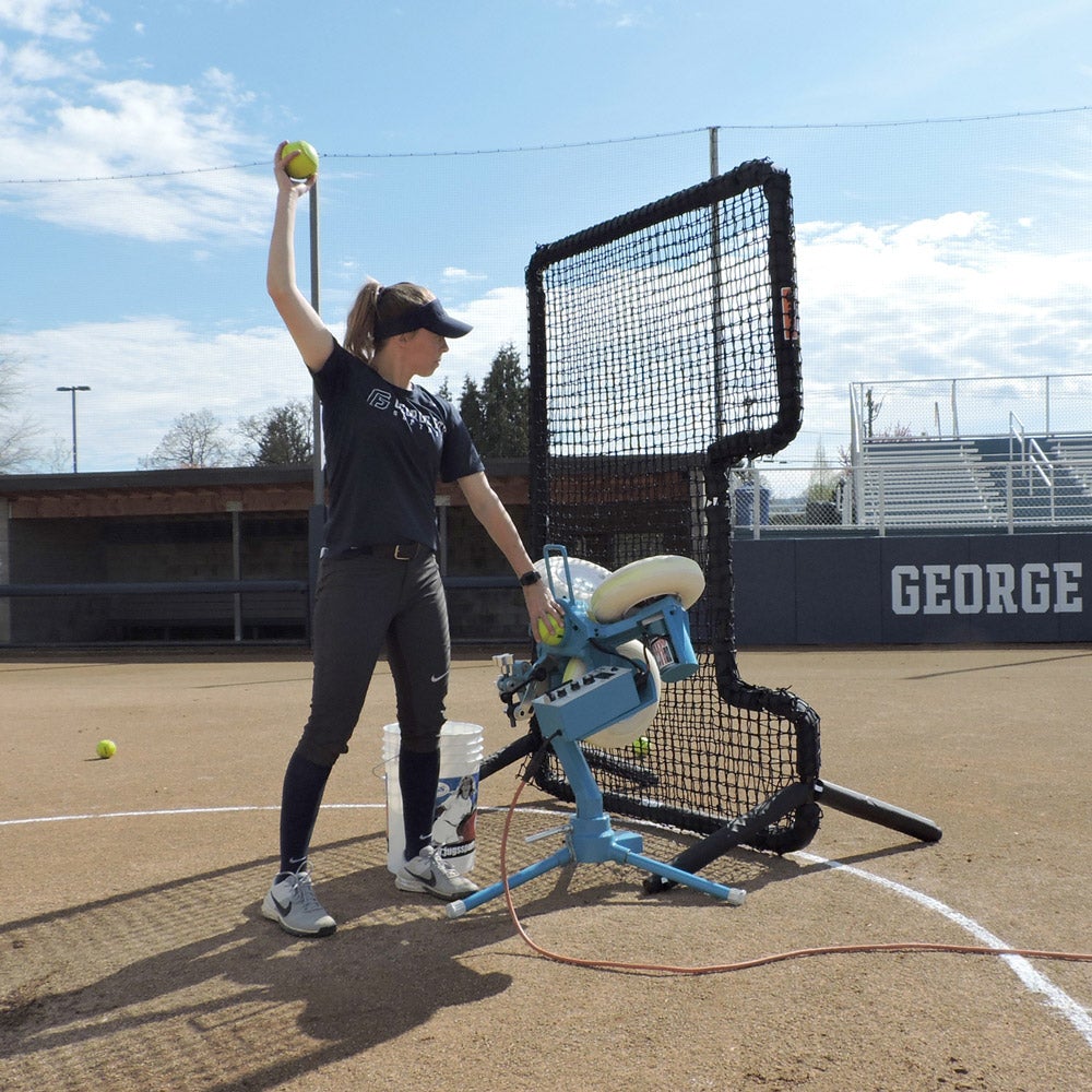 JUGS SP3™ Softball Pitching Machine