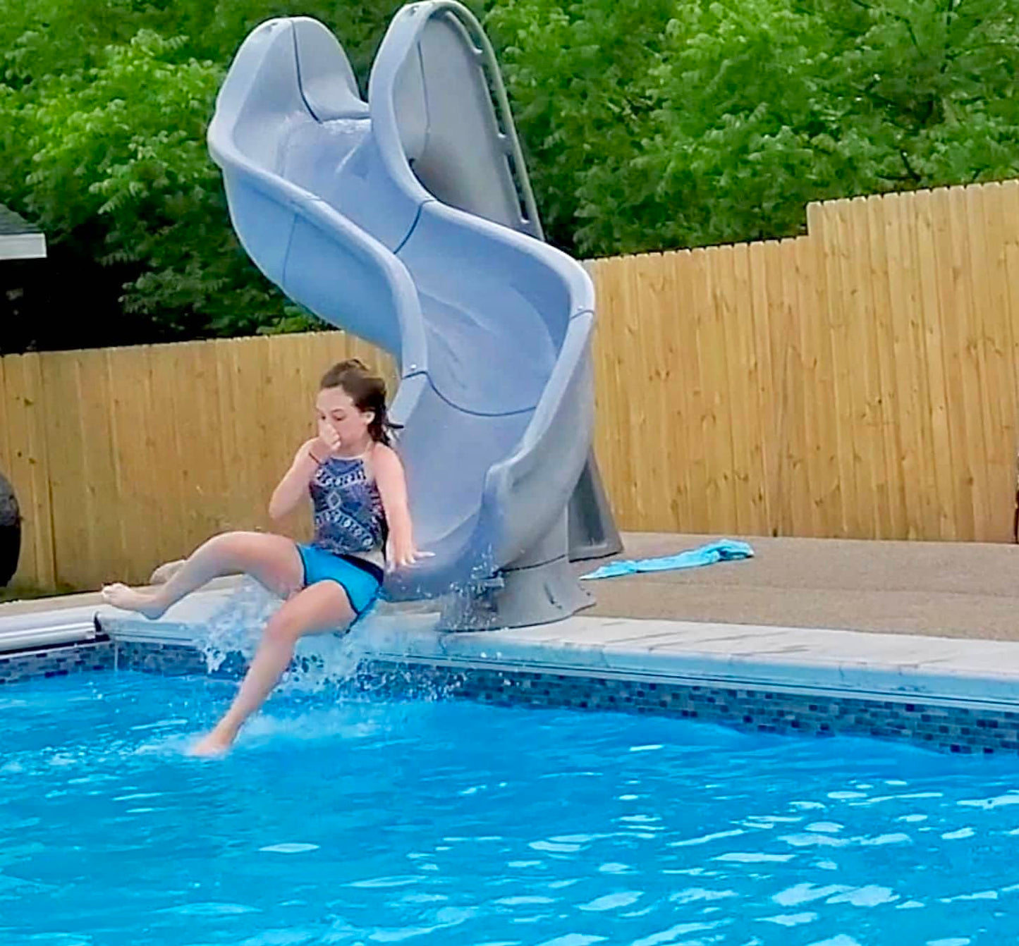Global Pool Products Rip Tide 7ft 8in Deck Mount Pool Slide