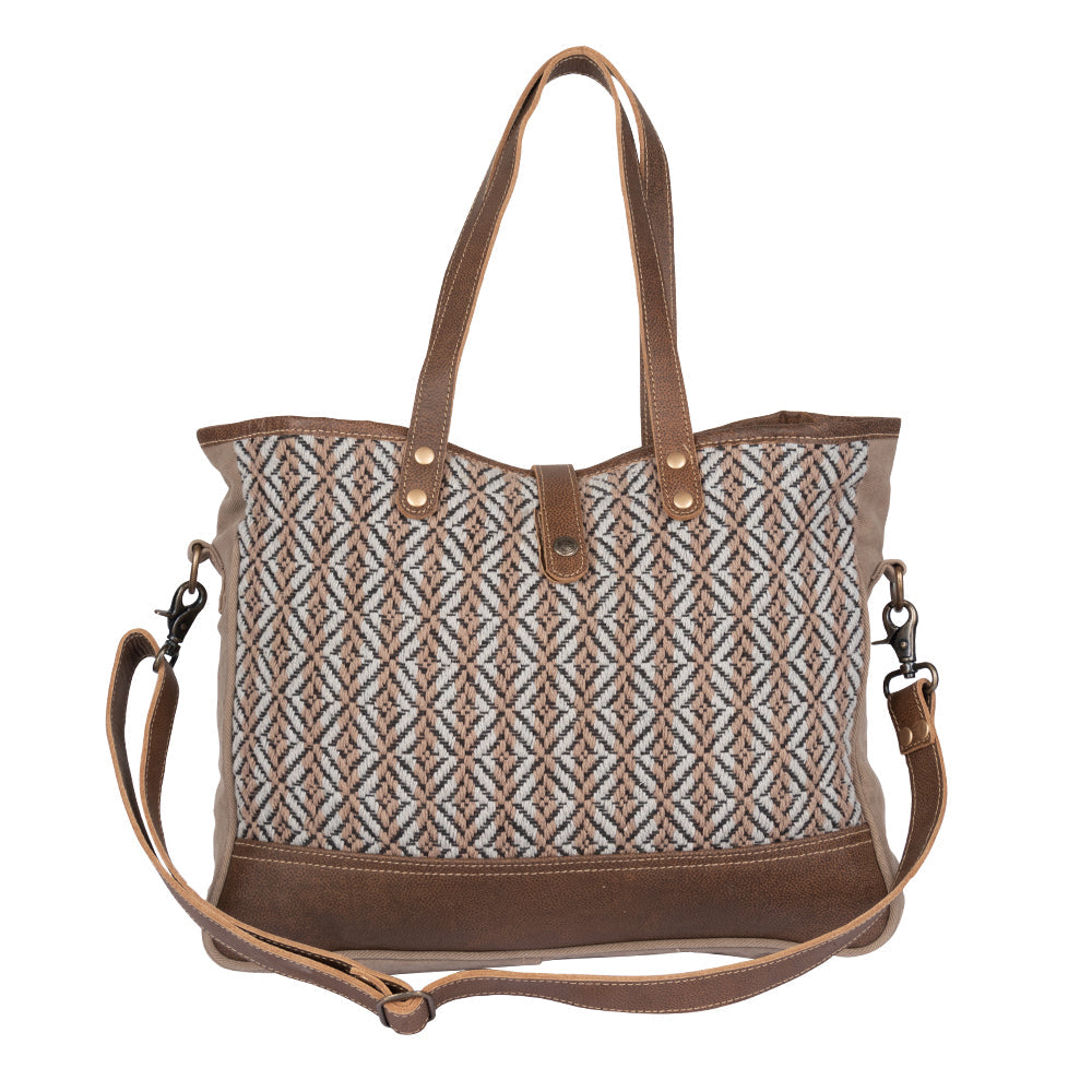 Exquisite Weekender Bag / Luxury Weekend Travel Bag / Premium Overnight Duffle Bag / Elegant Getaway Travel Bag / Chic Weekender Holdall / Classic Travel Duffle Bag / Modern Weekend Carry Bag / Spacious Overnight Weekender Bag / Designer Travel Weekender Bag / Sophisticated Travel Duffle Bag / Urban Luxury Weekender Bag / Minimalist Travel Bag / High-End Weekend Bag / Compact Luxury Travel Bag / Stylish Overnight Bag / Everyday Travel Weekender Bag / Soft Leather Weekender Bag / Premium Carry-On Travel Bag 