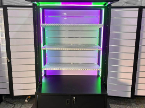 EZ-Lockup Merchandise Display Cart by Cart King