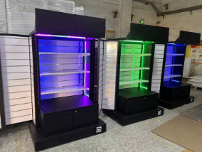 EZ-Lockup Merchandise Display Cart by Cart King