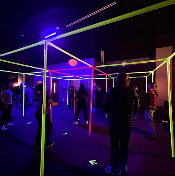 9 Square in the Air: Neon Game - Portable