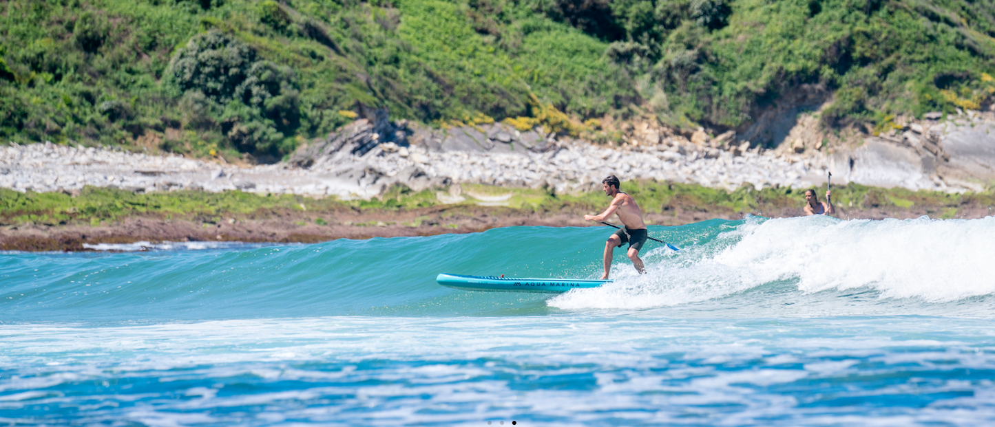 Aqua Marina Beast Advanced All-Around Paddleboard 10'6" with Carbon/Fiberglass Hybrid Paddle