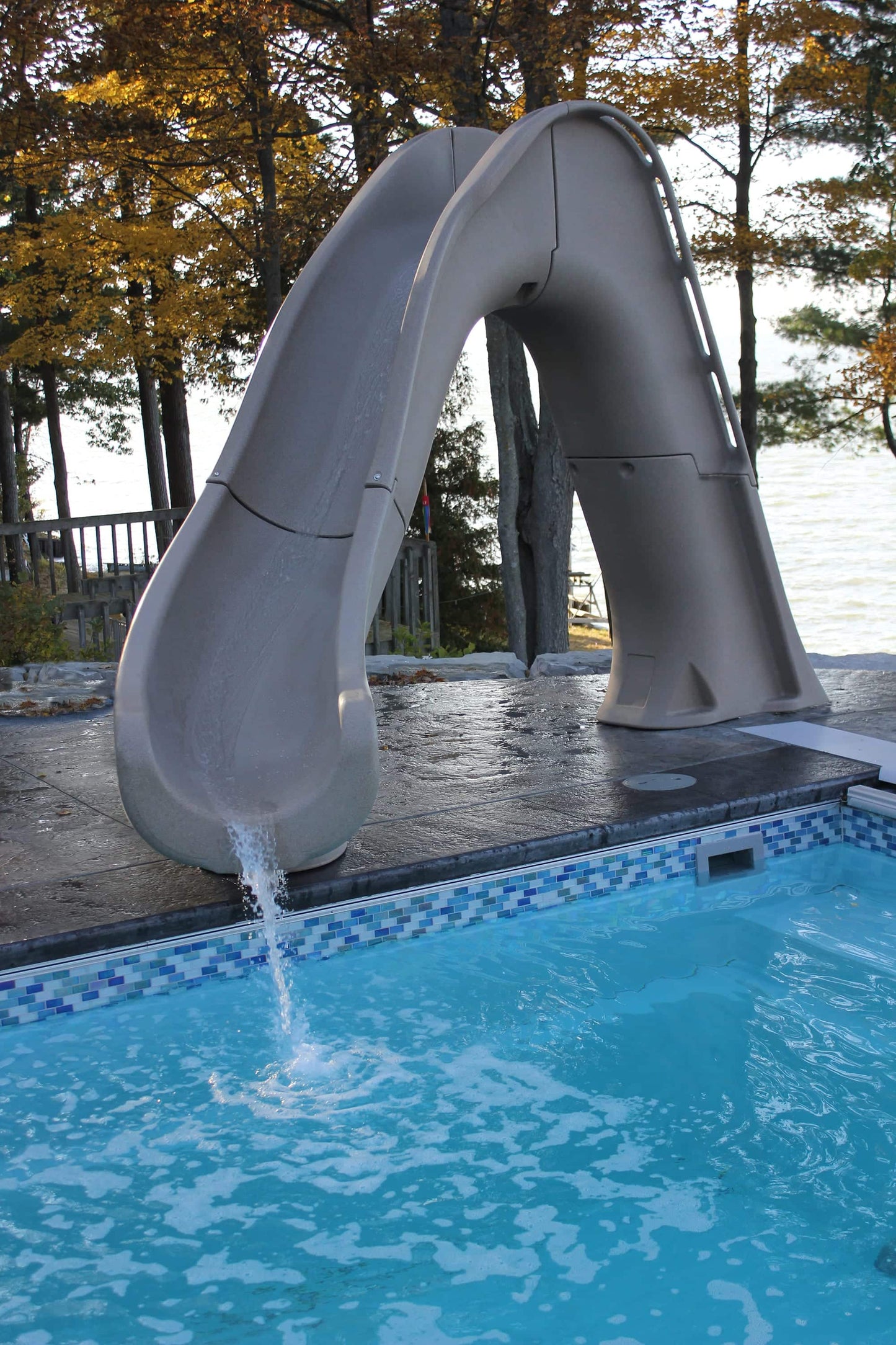 Tidal Wave Curved Pool Slide