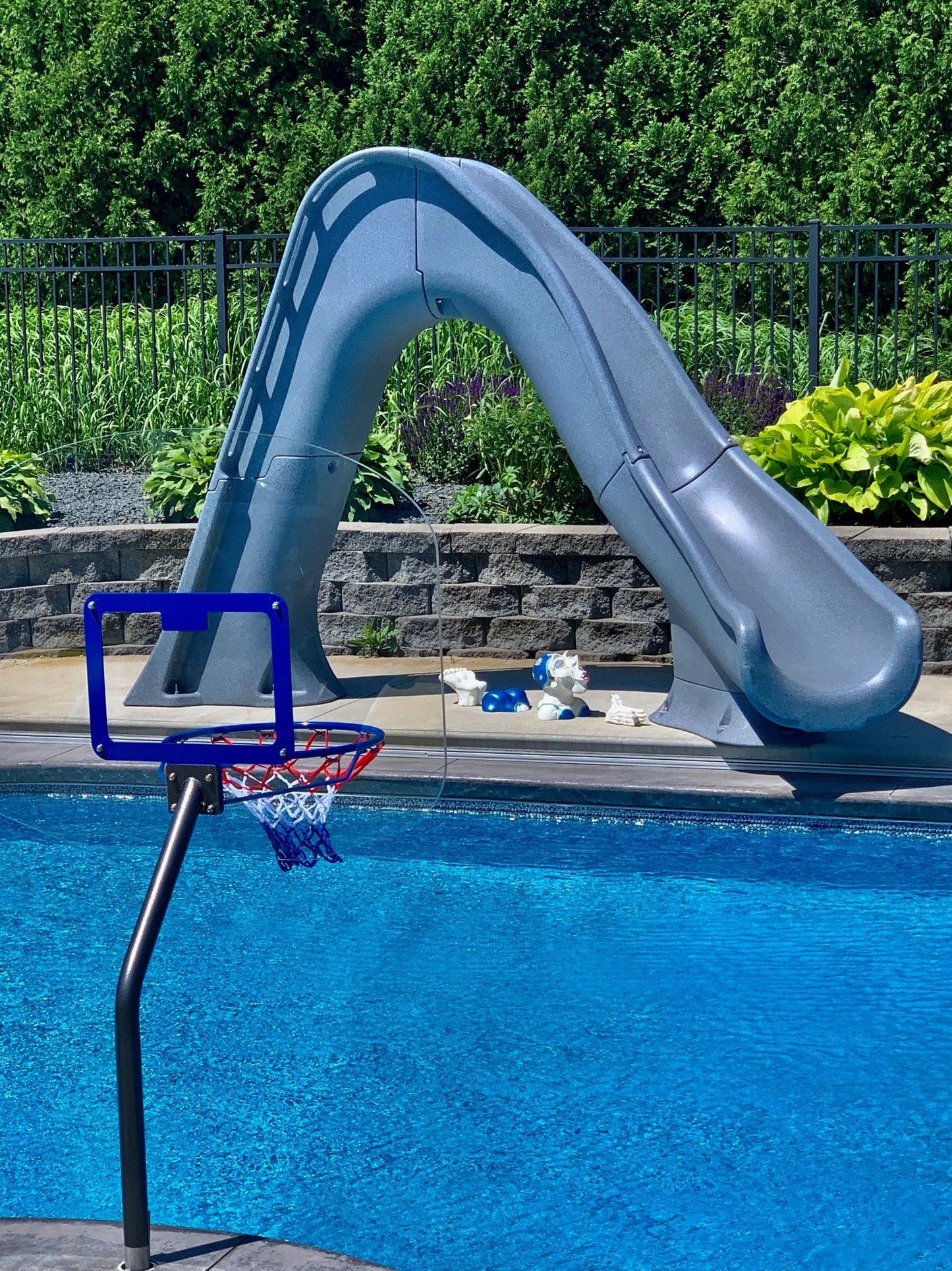 Tidal Wave Curved Pool Slide