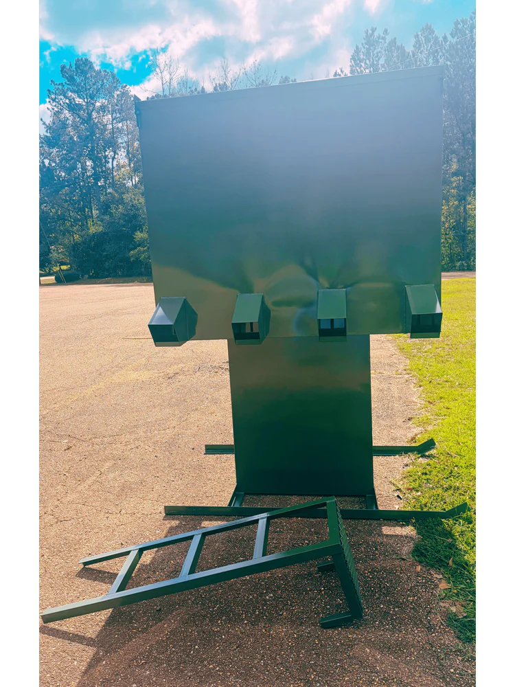 Steel Outdoors 2,000 lb 8-Chute Gravity Feeder