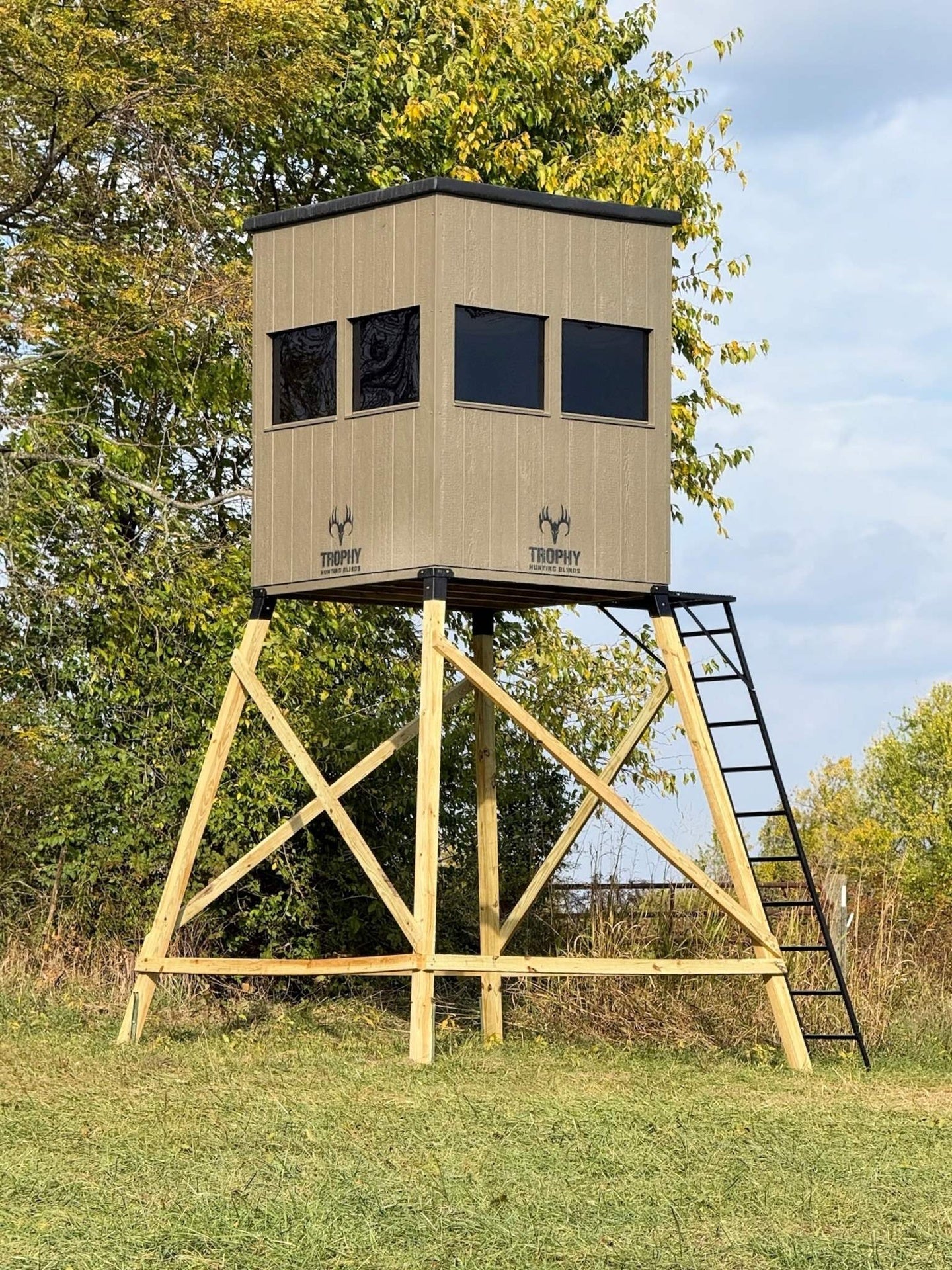 Trophy Hunting Blinds 7'x7' Outfitter Series Blind