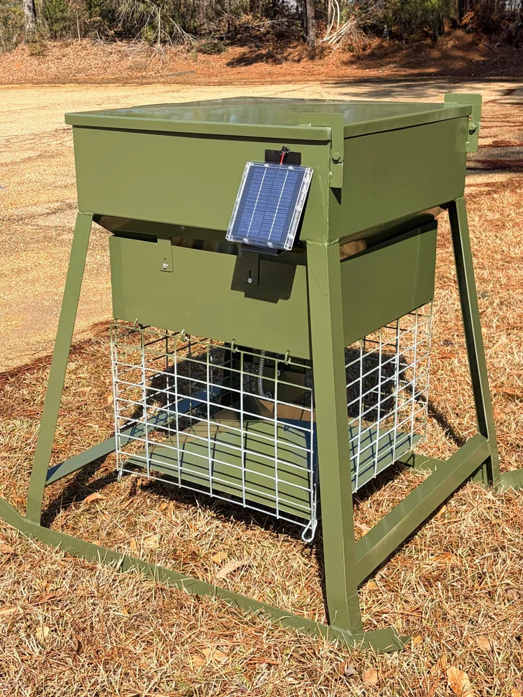 Steel Outdoors 250 LB Capacity Tank Automatic Spin Feeder