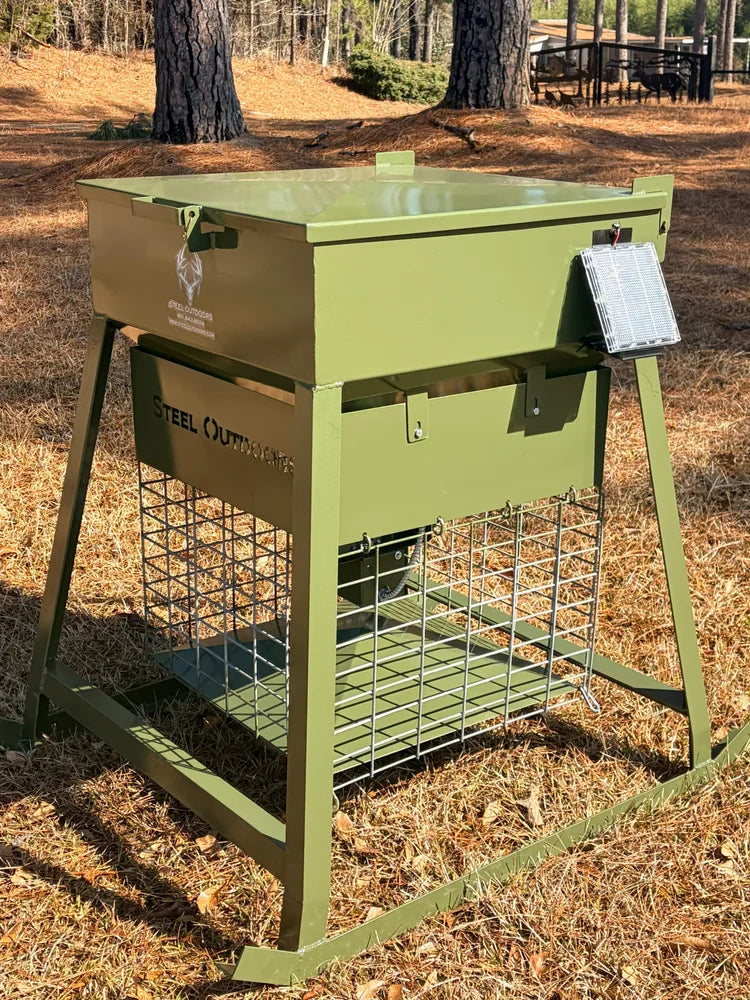 Steel Outdoors 250 LB Capacity Tank Automatic Spin Feeder