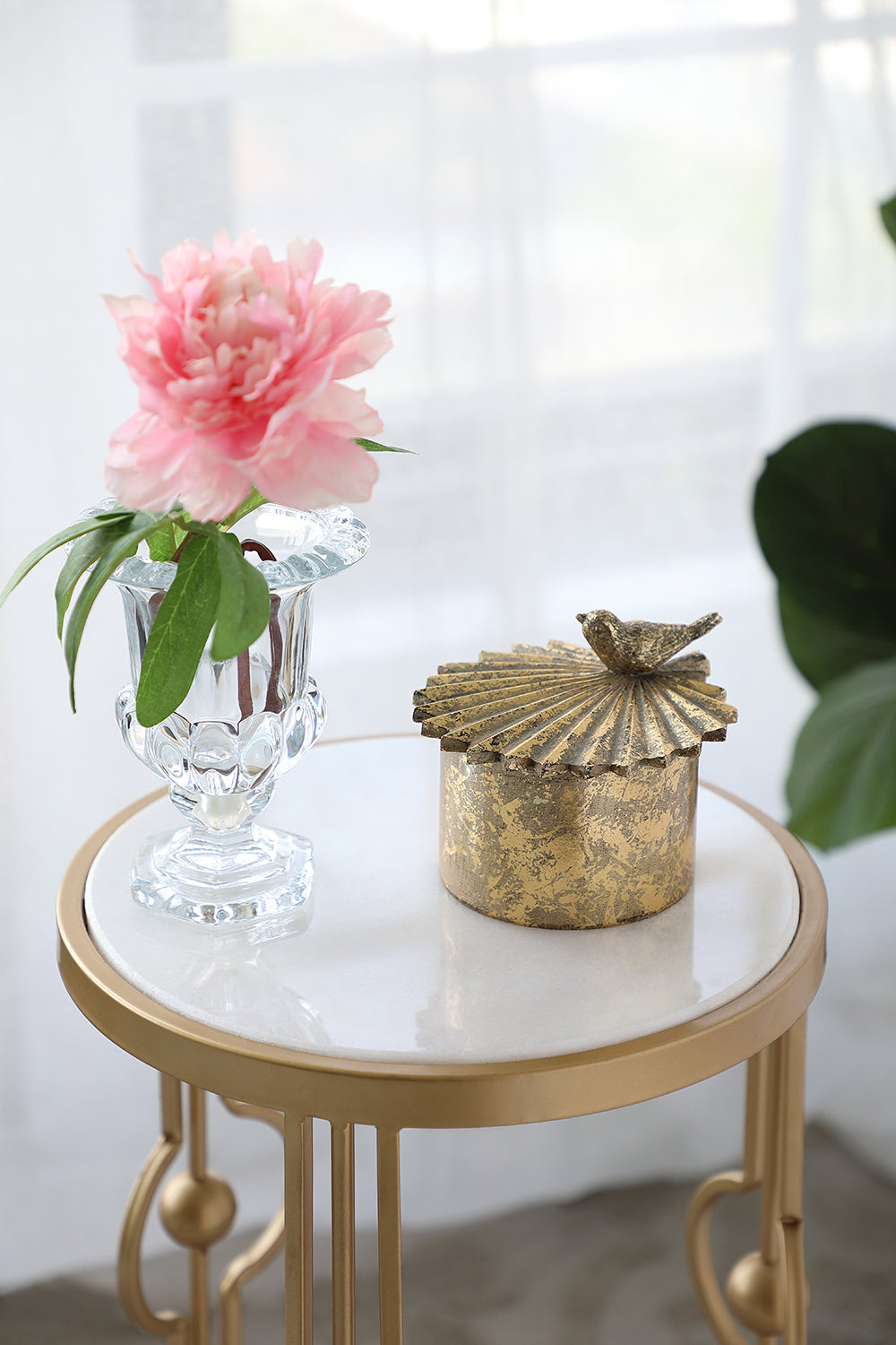 5.1x4.9x3.9' Circular Trinket Box With Bird