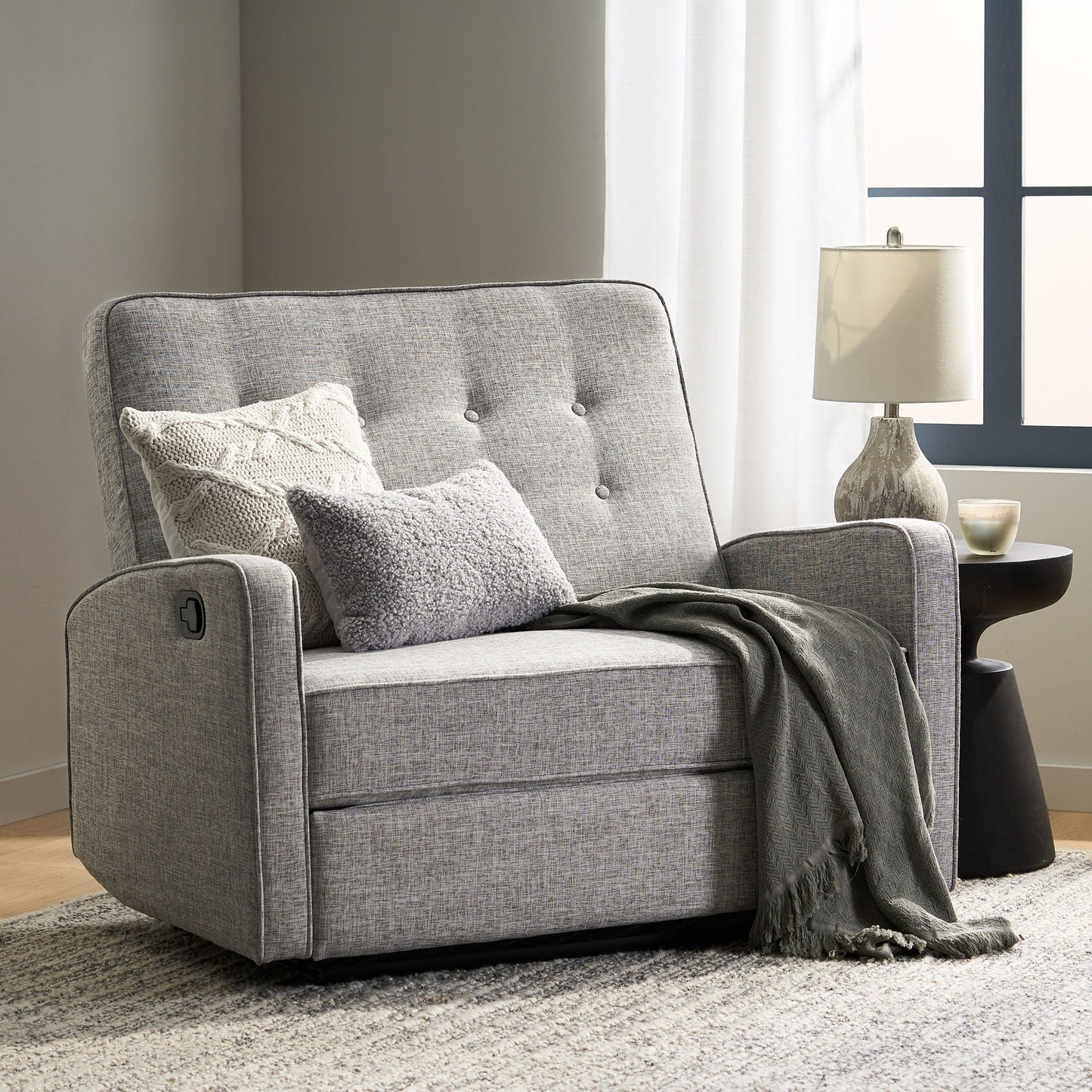 Manual Standard Wide Recliner