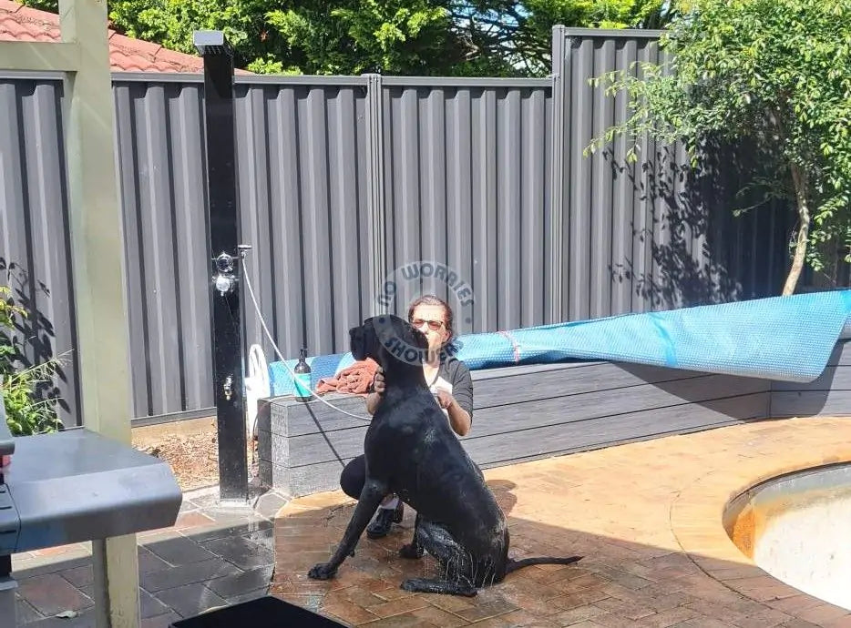 No Worries Showers Bondi Black ADA 316L Marine Grade Stainless Steel Outdoor Pool ShowerTower Panel