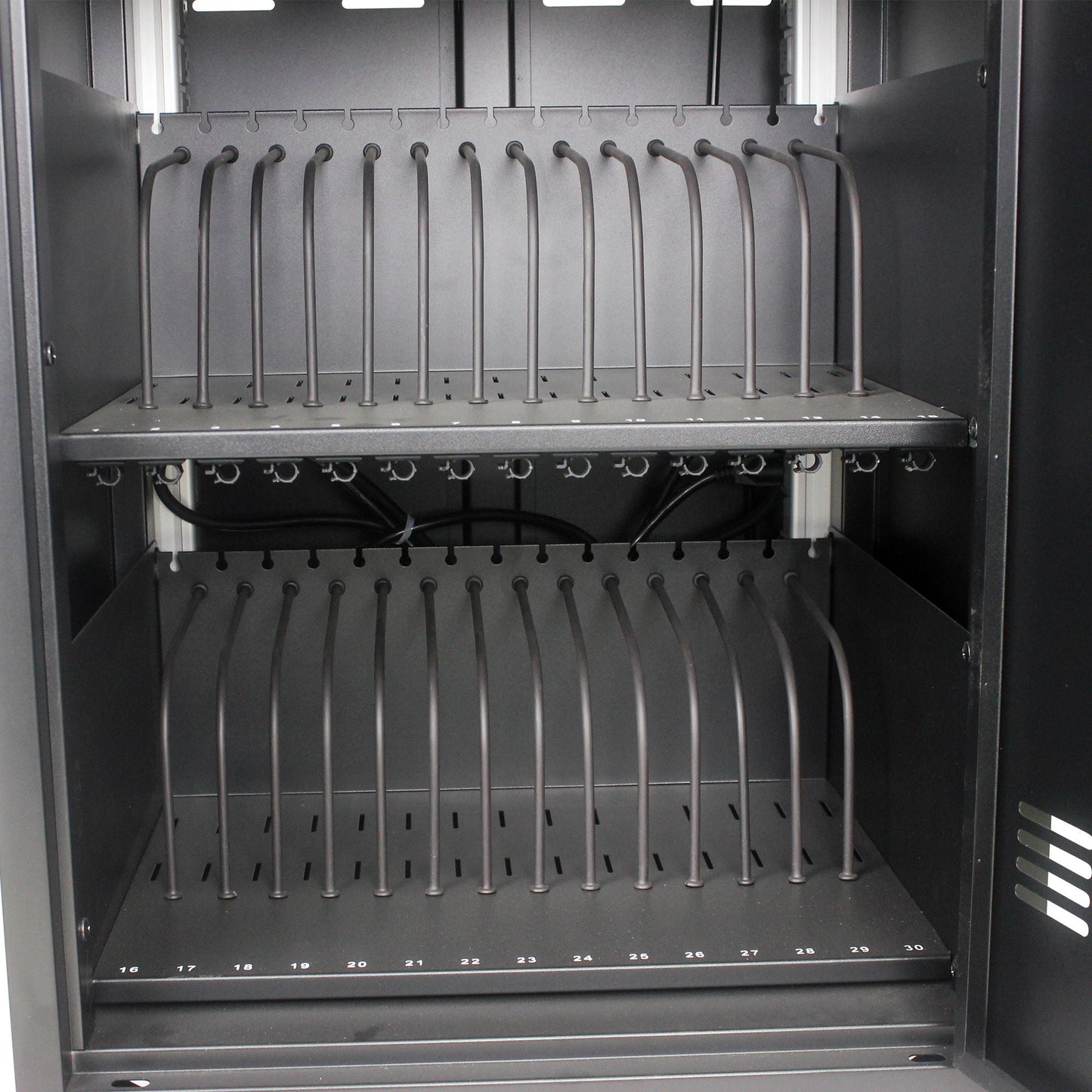 Mobile Charging Cart For Tablets Laptops 35, Device Capacity Matt Metal